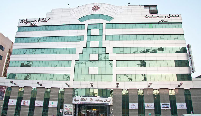 regent-palace-exterior-day regent-palace-exterior-day